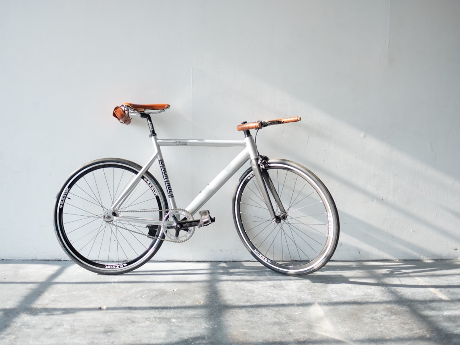 Specialized Crossroads rental-ready bike